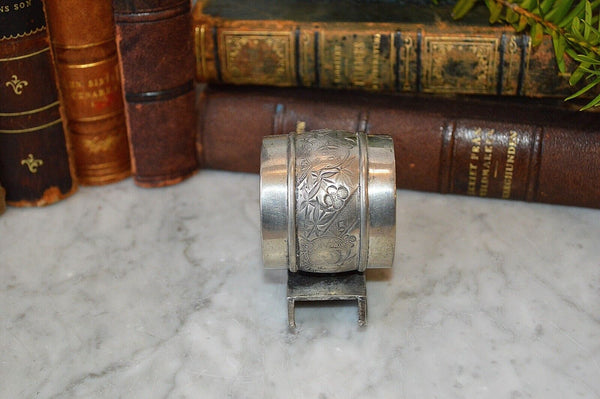 Antique Meriden Silver Plate Co. Sled Napkin Ring Dog # 285