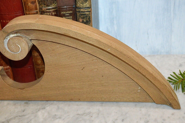 Antique Pediment Carved Wood Scrolled Shell Design Large Architectural Piece