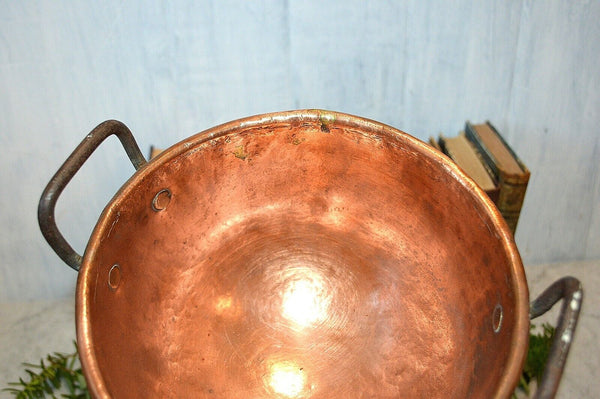 Antique Heavy Copper French Mixing Whisking Bowl Cul de Poule Rolled Edges