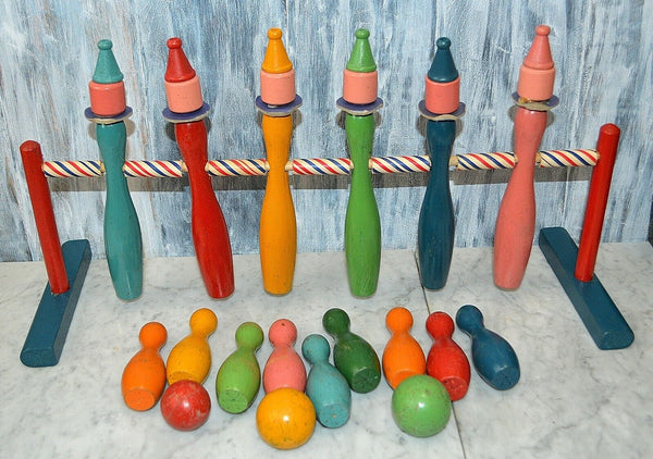 Vintage 18 pc French Wooden Skittles Bowling Pins Balls Game Set Child's Toy