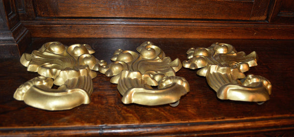 Antique French Picture Hook Cover Hardware Acanthus - Antique Flea Finds - 3