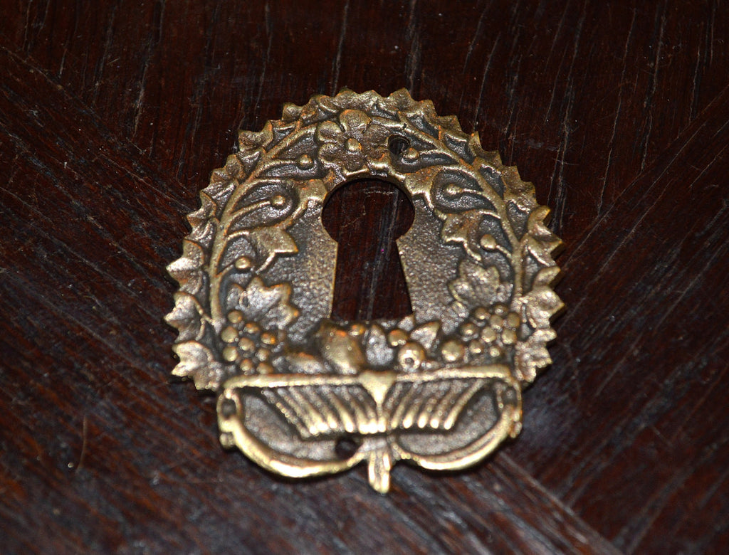 Antique French Keyhole Escutcheon Bronze Hardware Fruit Basket And Vines - Antique Flea Finds - 1