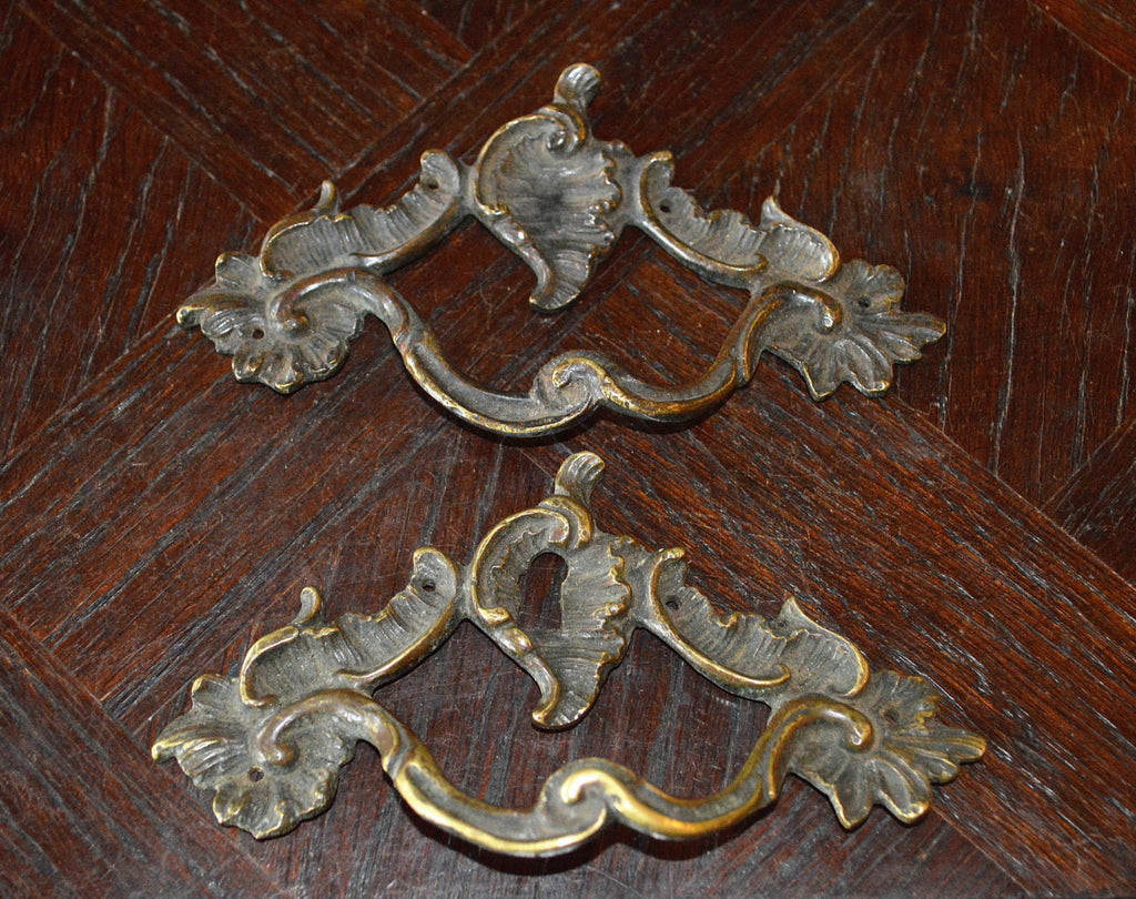 Antique Pair French Handles Pulls Brass Escutcheon Keyhole Hardware - Antique Flea Finds - 1
