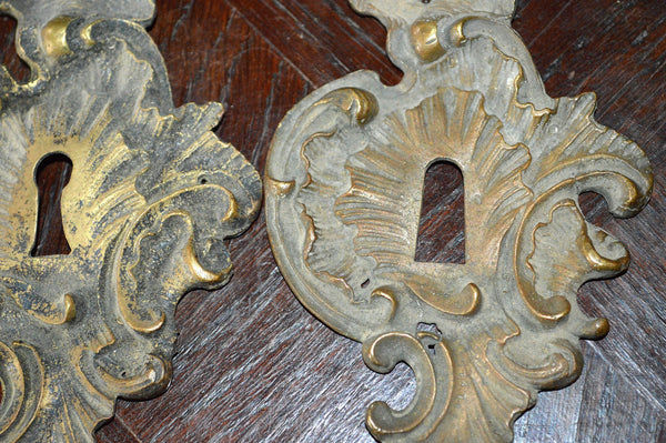 Antique Large French Keyhole Escutcheon Bronze Hardware 2 Available - Antique Flea Finds - 4