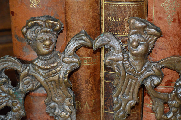 Antique Pair French Figural Mounts Renaissance Frenchman Decorations - Antique Flea Finds - 3