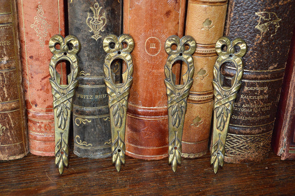 Antique French Bow Wreath Escutcheon Brass Keyhole Hardware Vertical Mount 3 Available - Antique Flea Finds