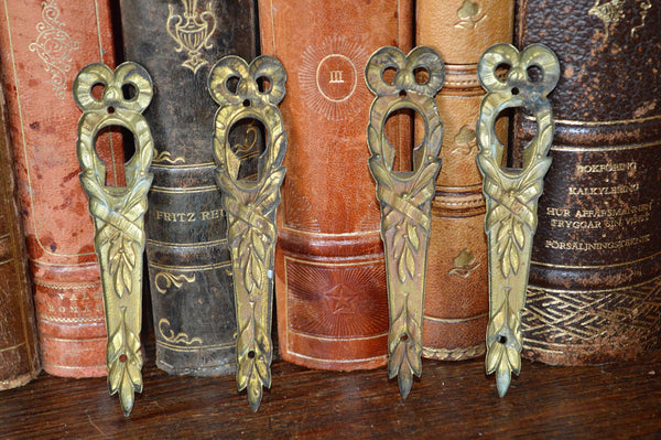 Antique French Bow Wreath Escutcheon Brass Keyhole Hardware Vertical Mount 3 Available - Antique Flea Finds