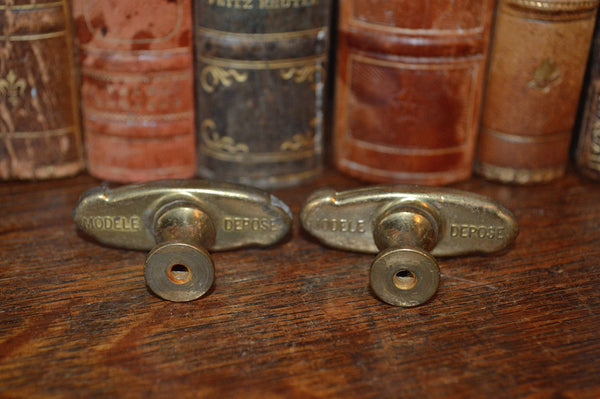 Antique Oval Knobs Pair French Brass Hardware - Antique Flea Finds - 3
