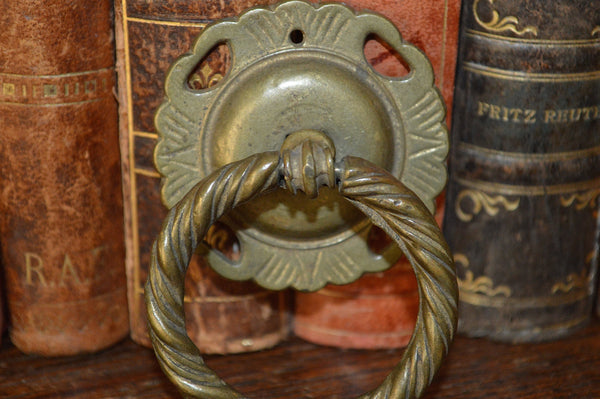 Antique Ring Drawer Pull with Backplate Handle Brass Hardware - Antique Flea Finds - 2