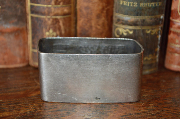 Antique French Hallmarked Napkin Ring Silverplate Serviette No Monogram Hammered Design - Antique Flea Finds - 2